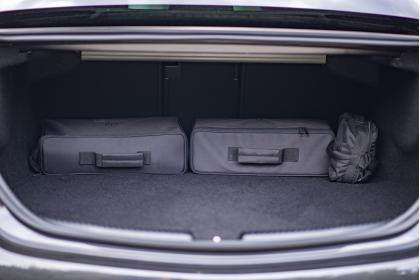 Mercedes-Benz C300e 313Ps